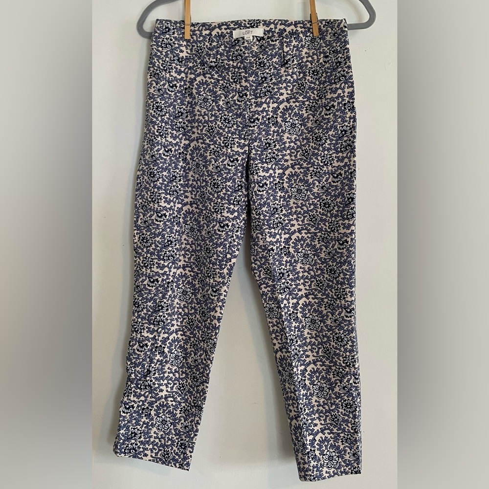 LOFT Julie Blue and White Cropped Pants